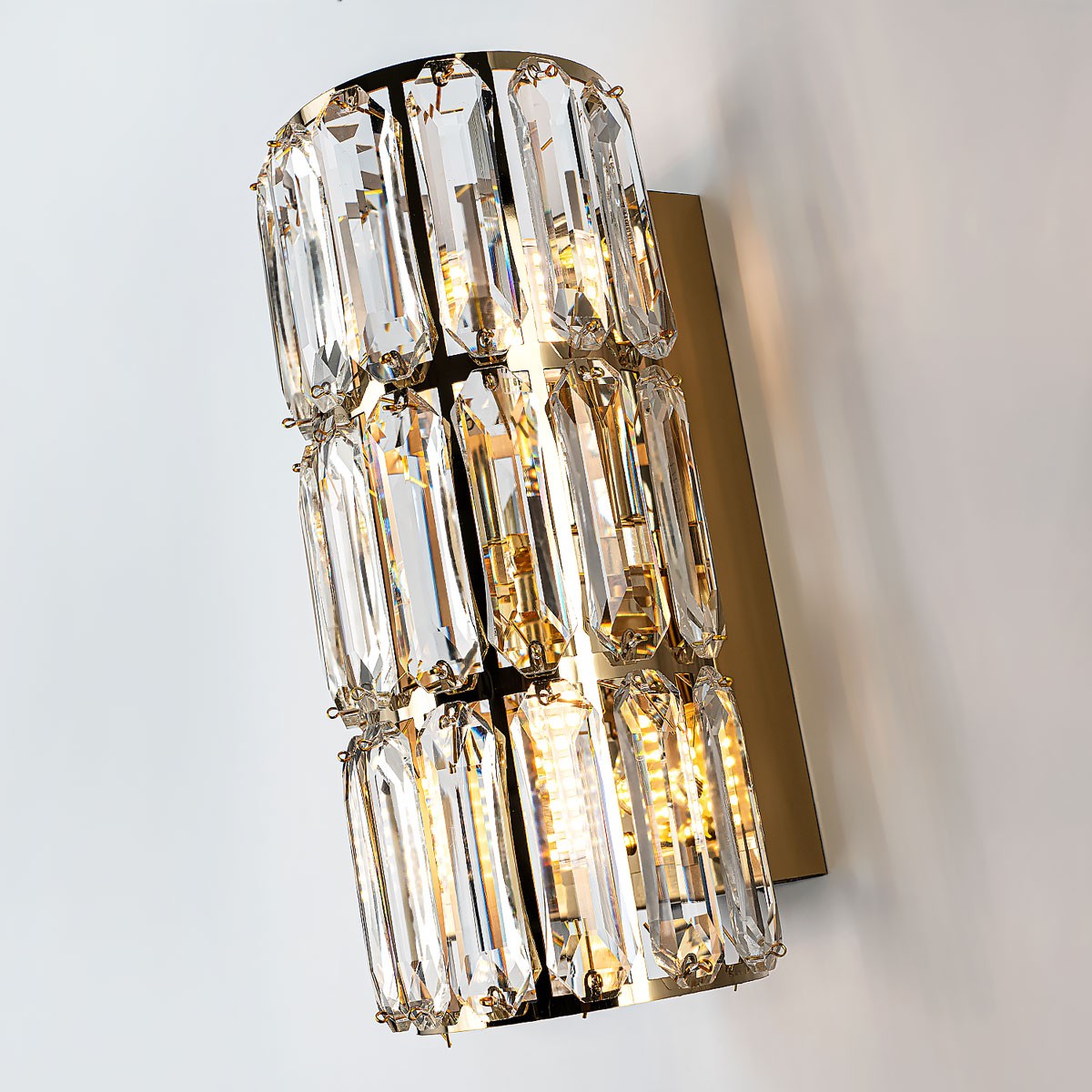 Настенный светильник Modelux ML.549.02 GD