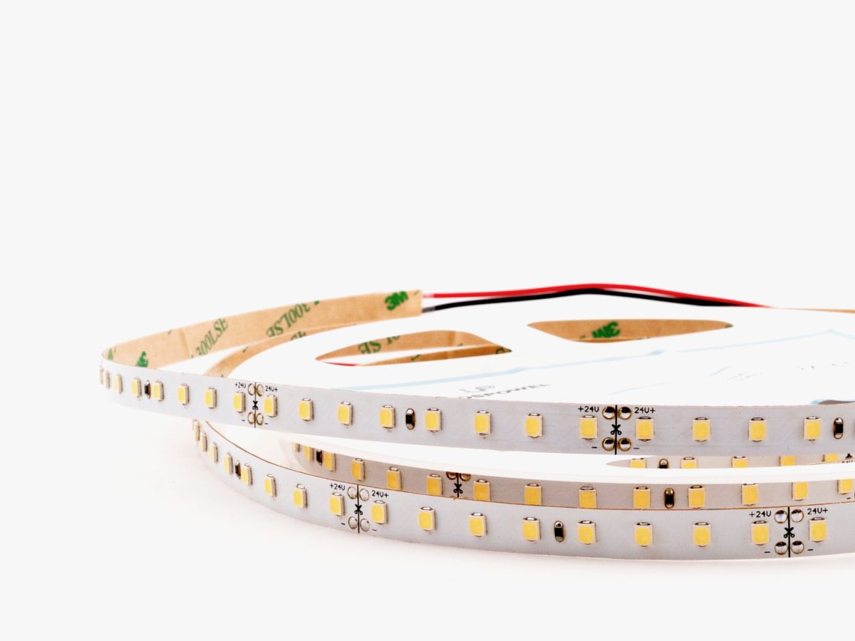 Светодиодная лента LEDS POWER 2835 112/м (10Вт/м) 24В холодная LUX160 006093