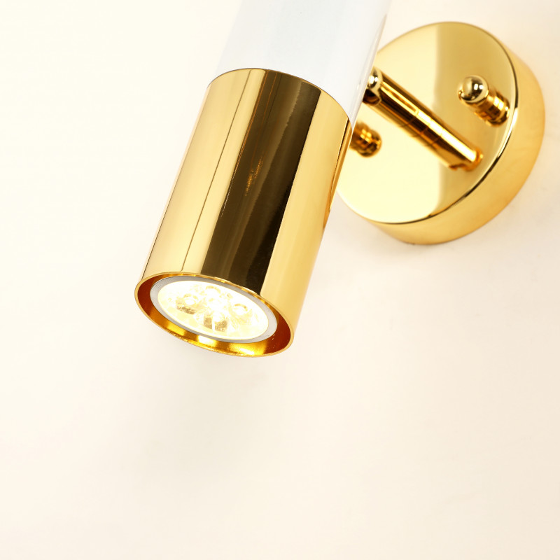 Бра Favourite ULTRA 2755-1W