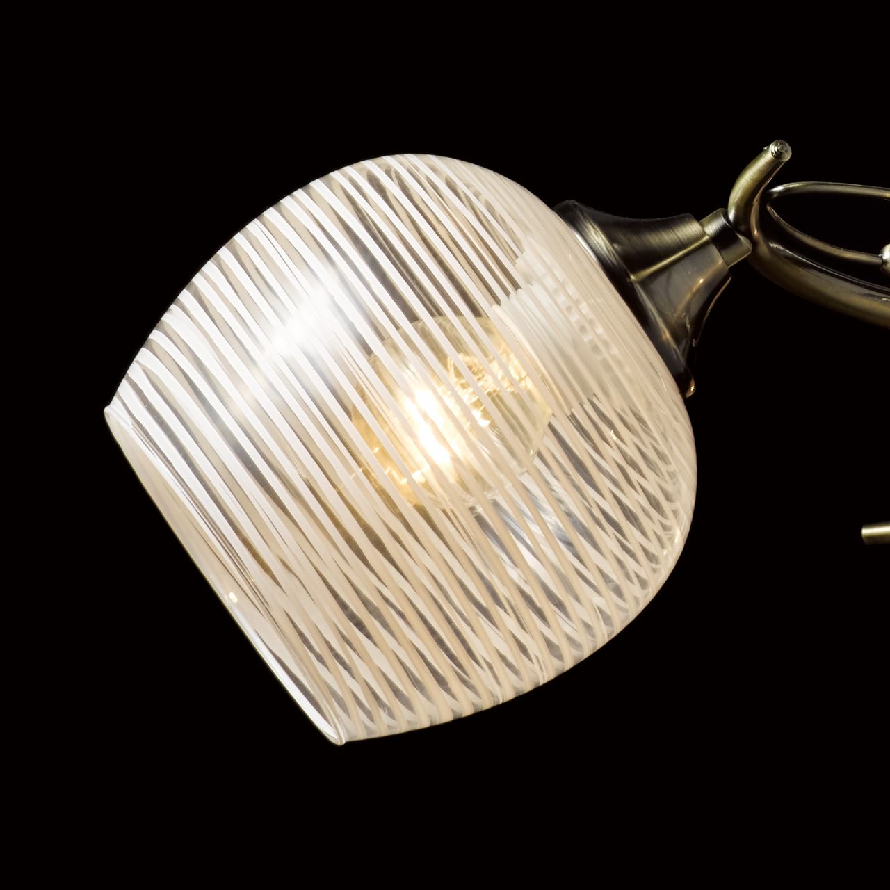 Потолочная люстра De Markt City Альфа 324015403 в Москве