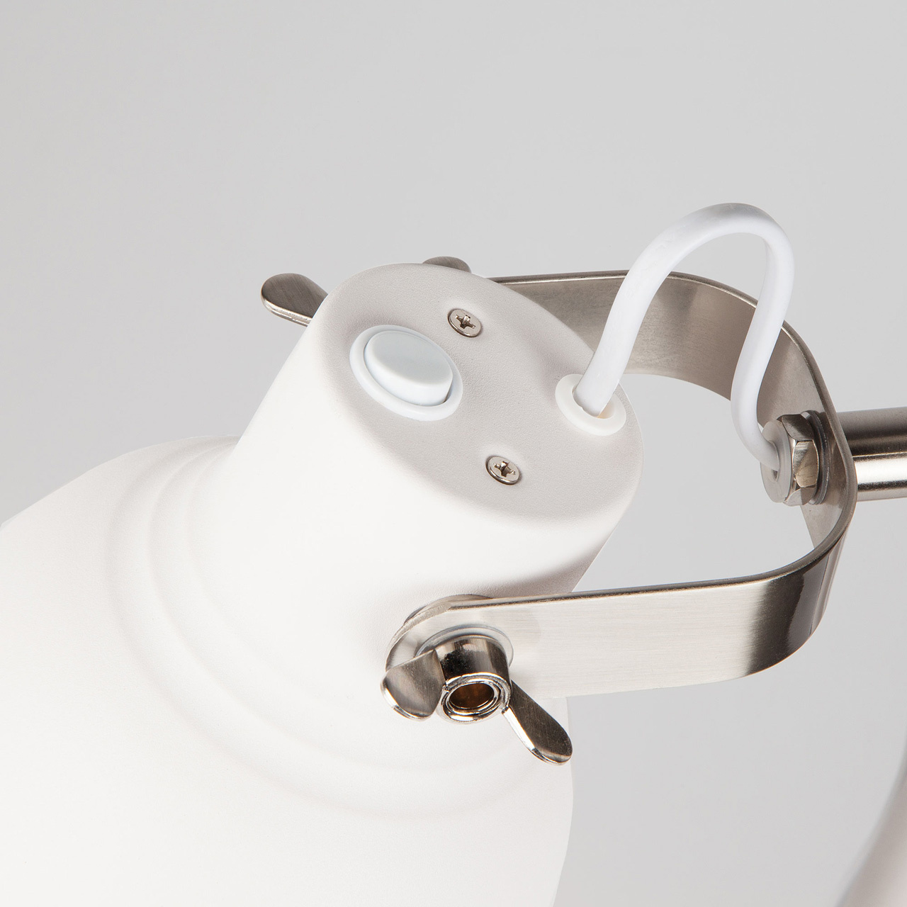 Настольная лампа Eurosvet Projector 01031/1 белый