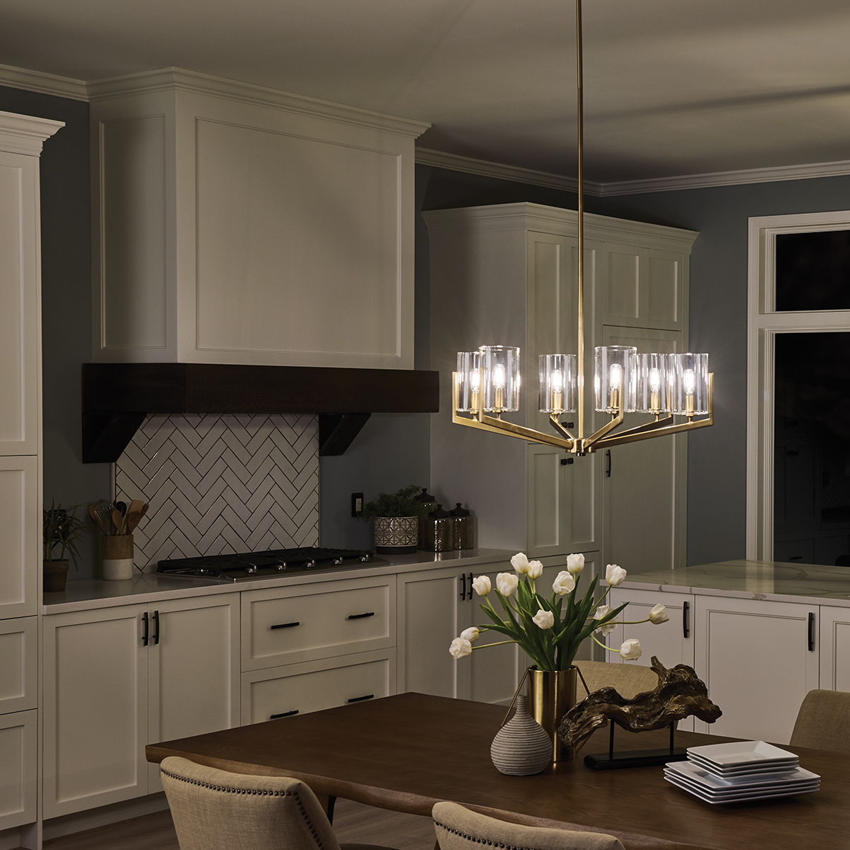 Люстра на штанге Kichler QN-NYE6-BNB