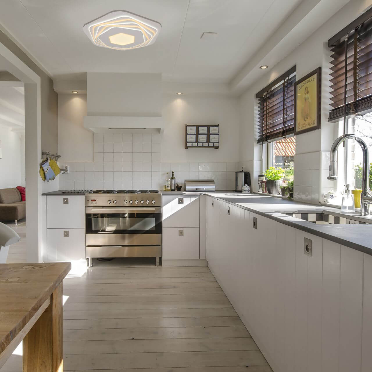 Потолочный светодиодный светильник Eurosvet Salient 90153/6 белый