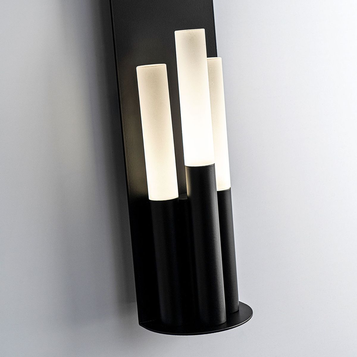 Настенный светильник Modestyle MS.1533.430 BK