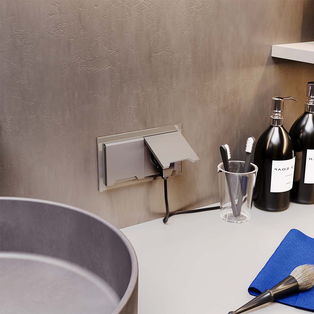 Розетка с защитными шторками и крышкой Voltum S70 VLS040304 (шелк)