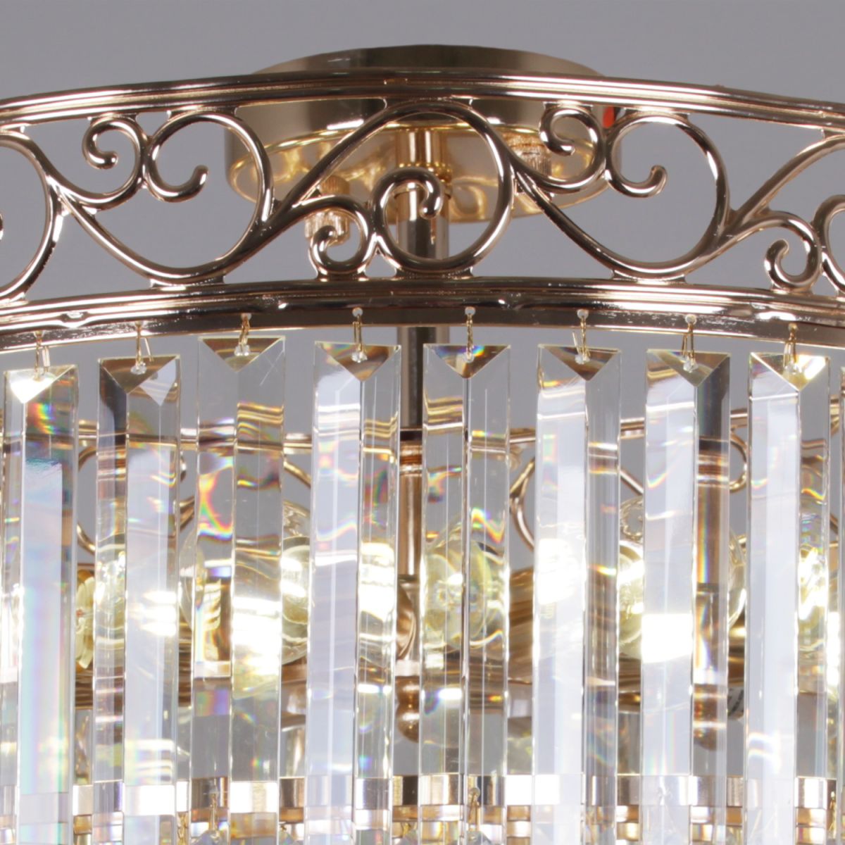 Потолочная люстра Reluce 90183-0.3-06 FGD