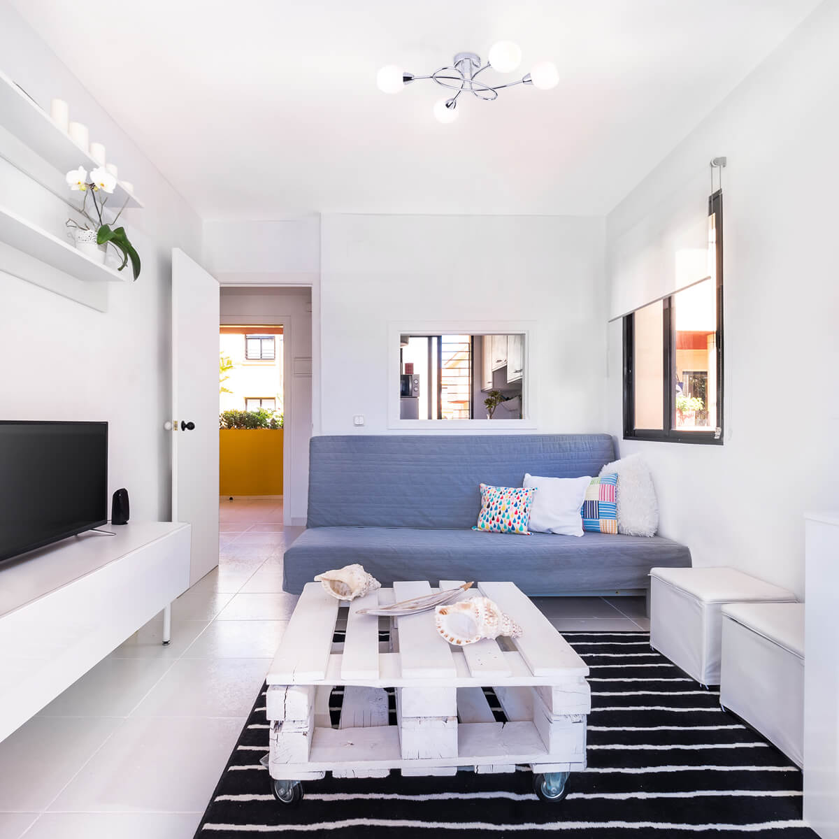 Потолочная люстра Eurosvet Whitney 30133/4 хром