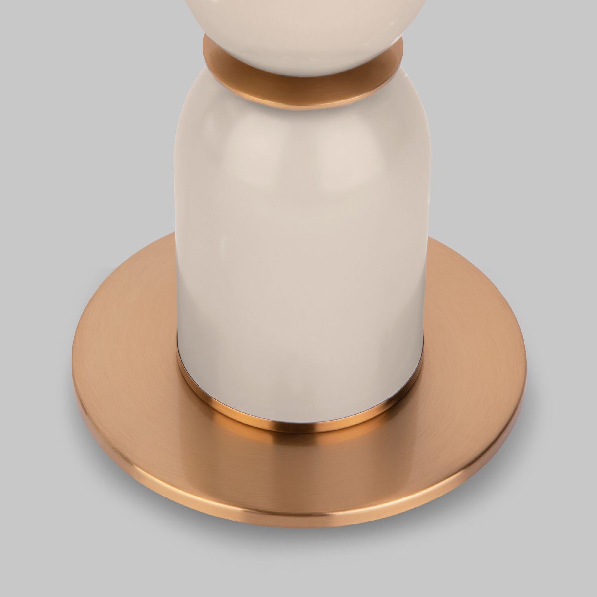 Настольная лампа Eurosvet Caprera 01153/1 латунь a063865