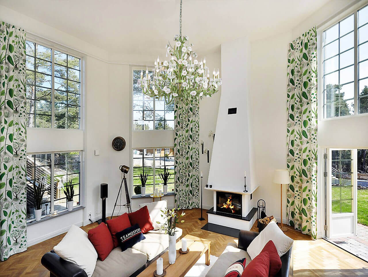 Подвесная люстра второго света Lucia Tucci Fiori Di Rose 1770.24