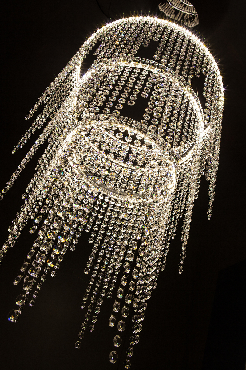 Подвесная светодиодная люстра Eurosvet Royal 90050/3 хром