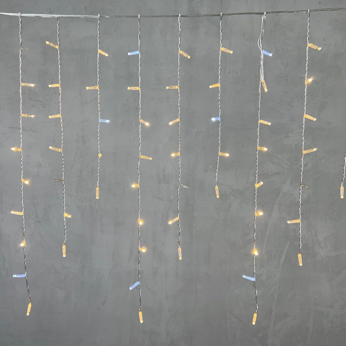 Гирлянда Бахрома с колпачком Laitcom (LTC) PIL180BLWCAP-10-2WW