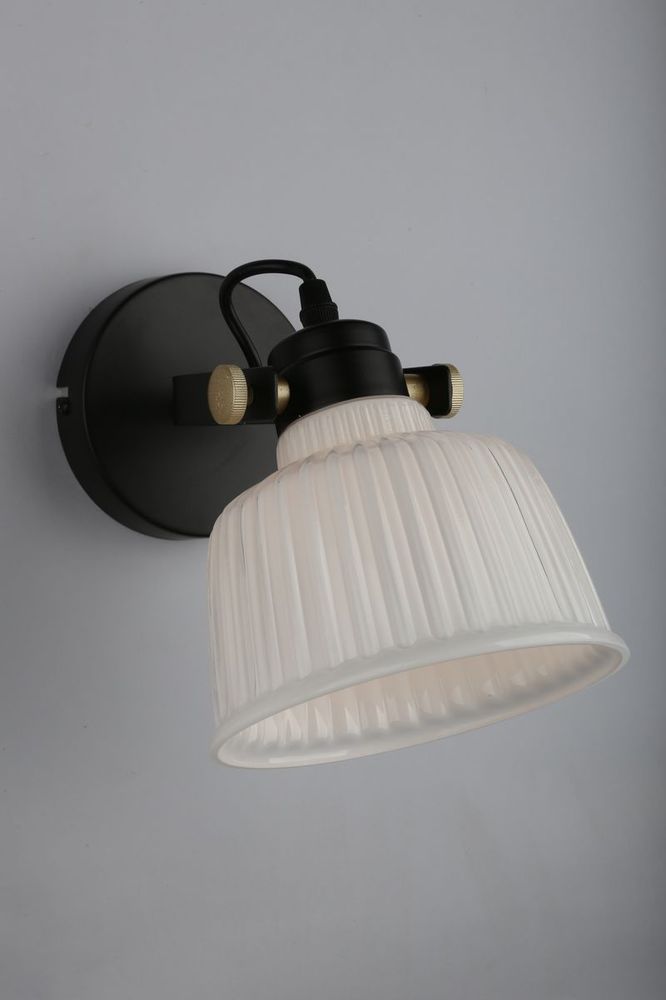 Бра Omnilux OML-28201-01