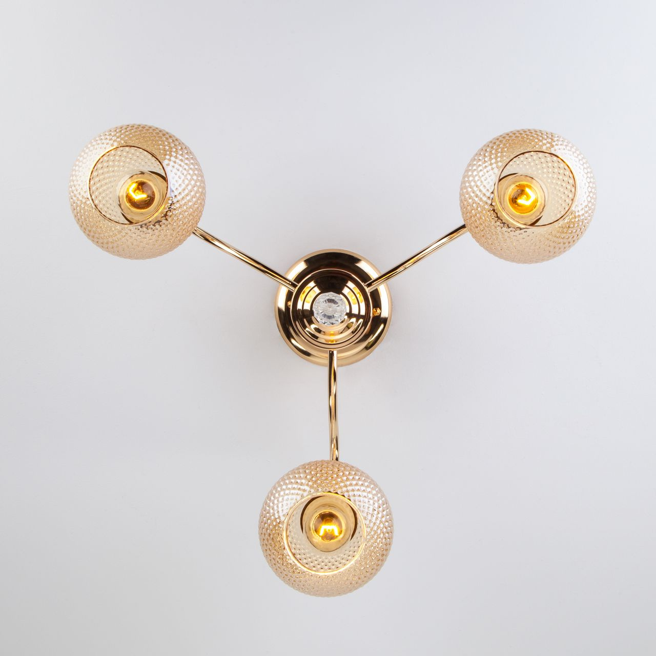 Потолочная люстра Eurosvet Kristin 30139/3 золото