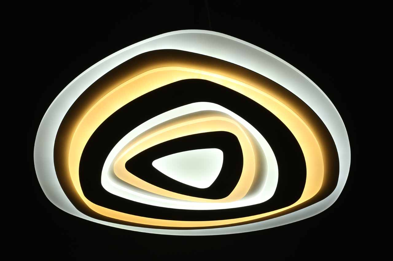 Потолочная светодиодная люстра Omnilux Clanezzo OML-07107-260