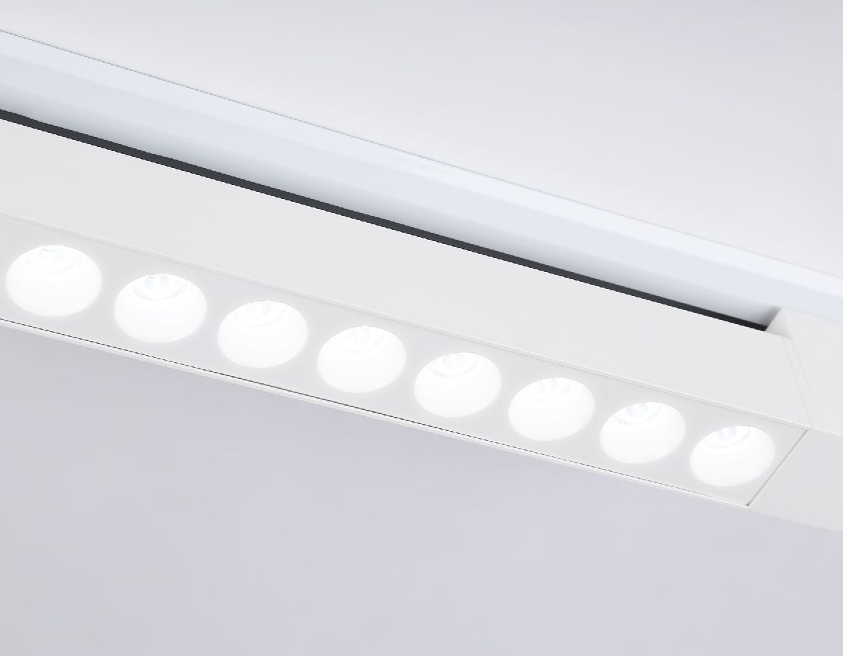 Трековый однофазный светильник Ambrella Light Track system GL6706