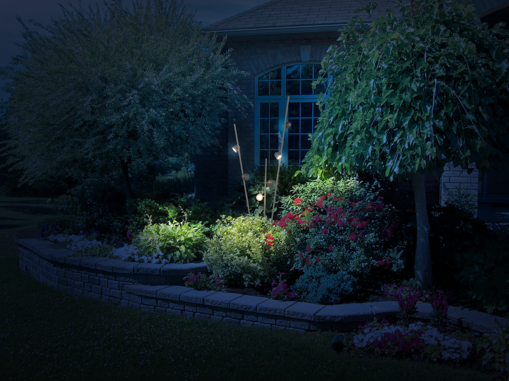 Ландшафтный светильник Lumker FA-737166-21.7-WW 009608