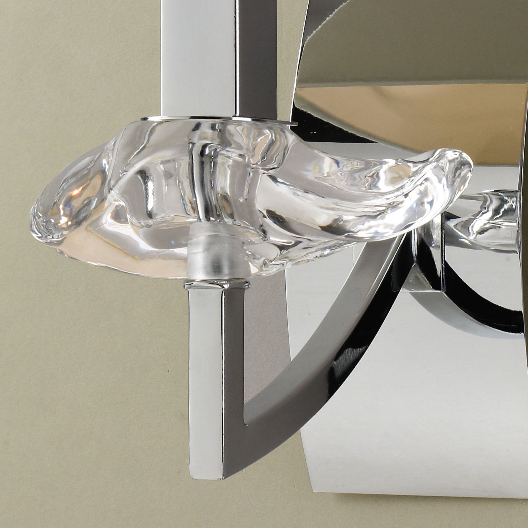 Бра Mantra Akira 0936