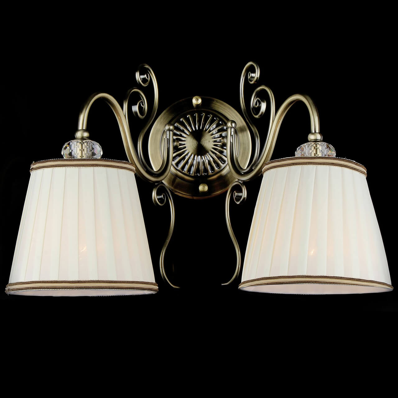 Бра Maytoni Vintage ARM420-02-R