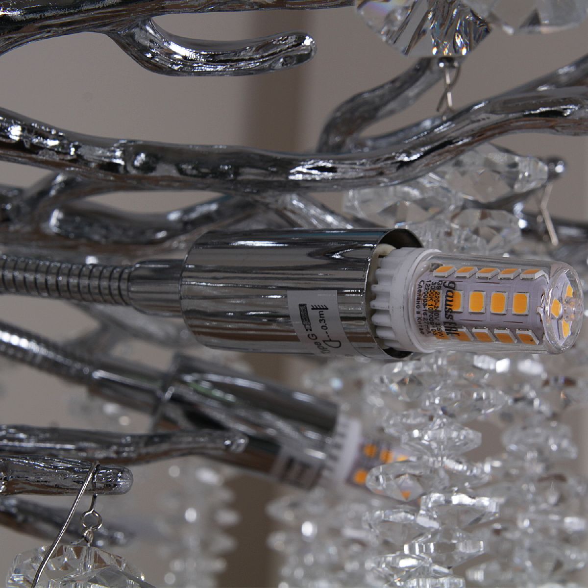 Потолочная люстра Reluce 33001-3.3-06