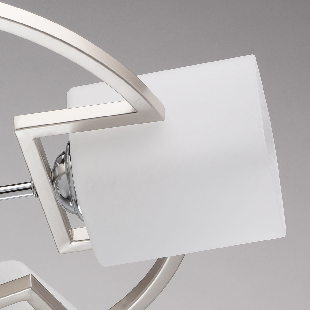 Потолочная люстра De Markt Тетро 673011605 в Москве