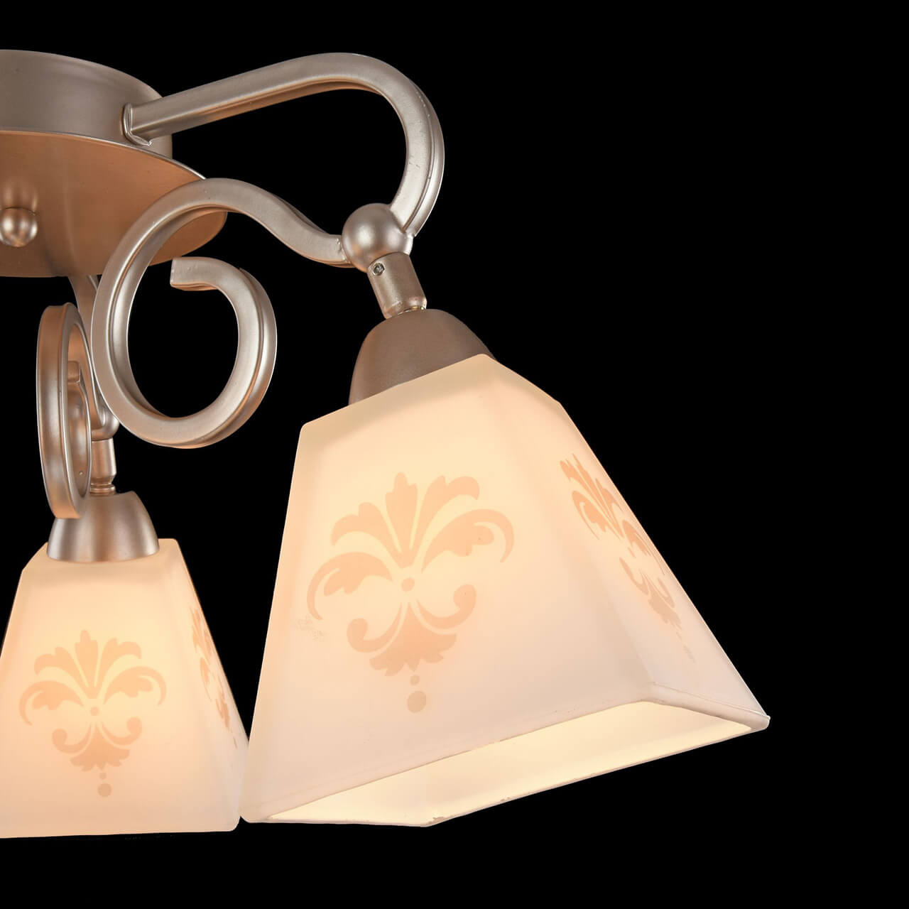 Потолочная люстра Freya Silvana FR2062-PL-03-G