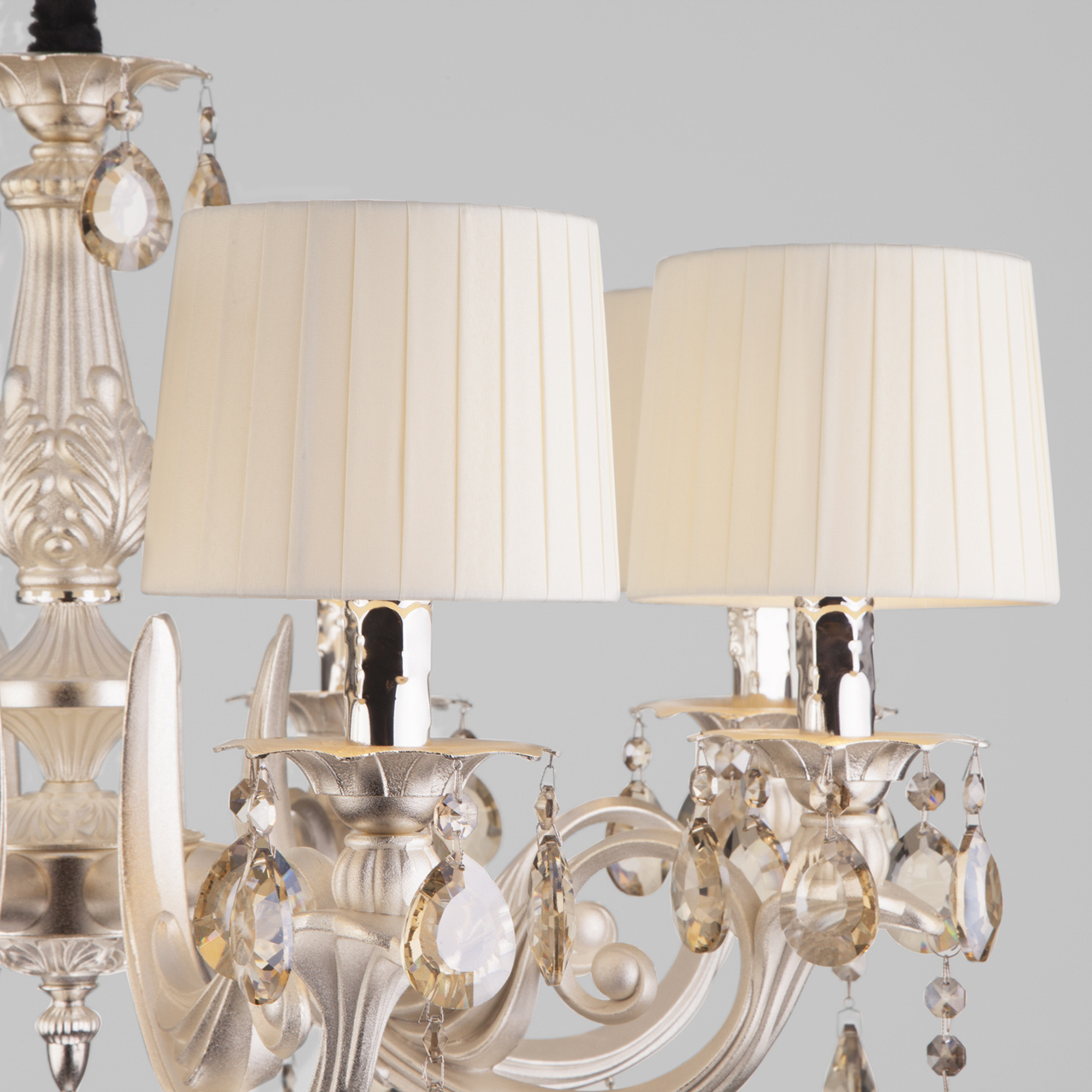 Подвесная люстра Eurosvet Argenta 10098/8 серебро/тонированный хрусталь Strotskis