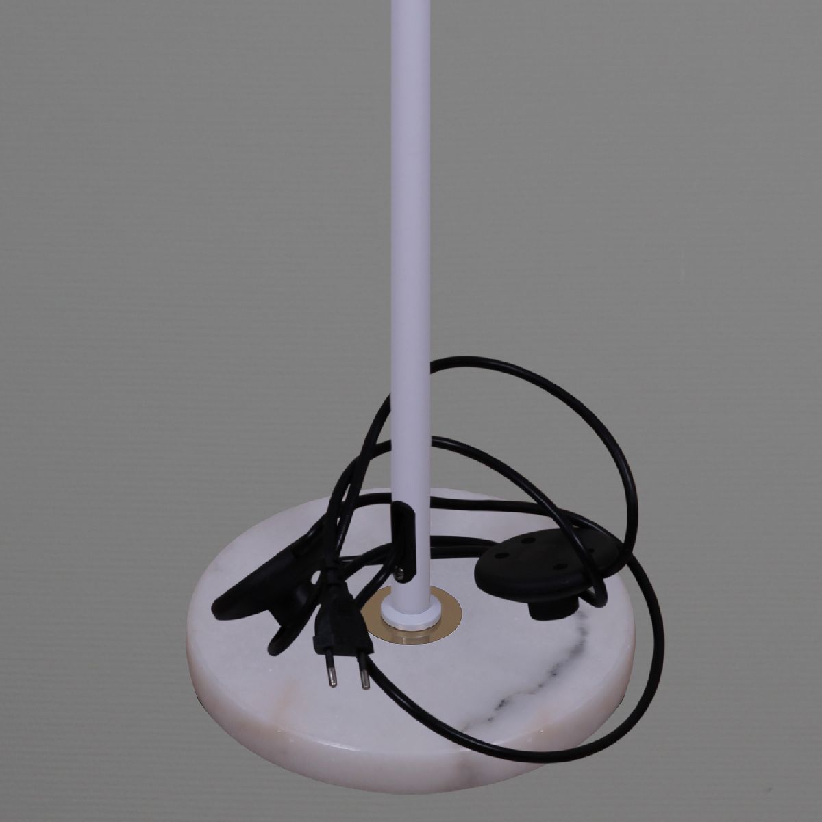 Торшер Reluce 20133-0.6-02 WH+GD