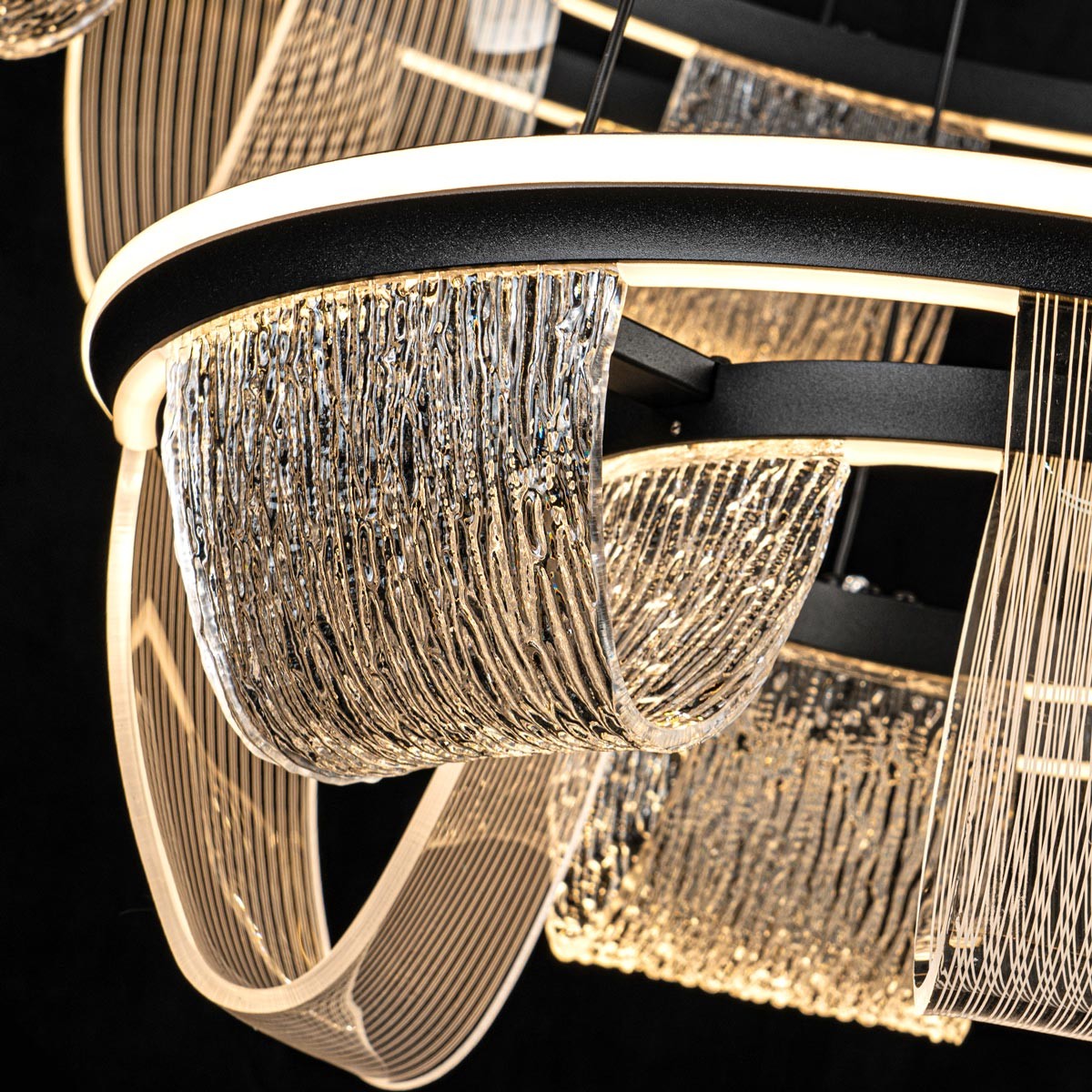 Подвесная люстра LED4U L7706-800-460 BK