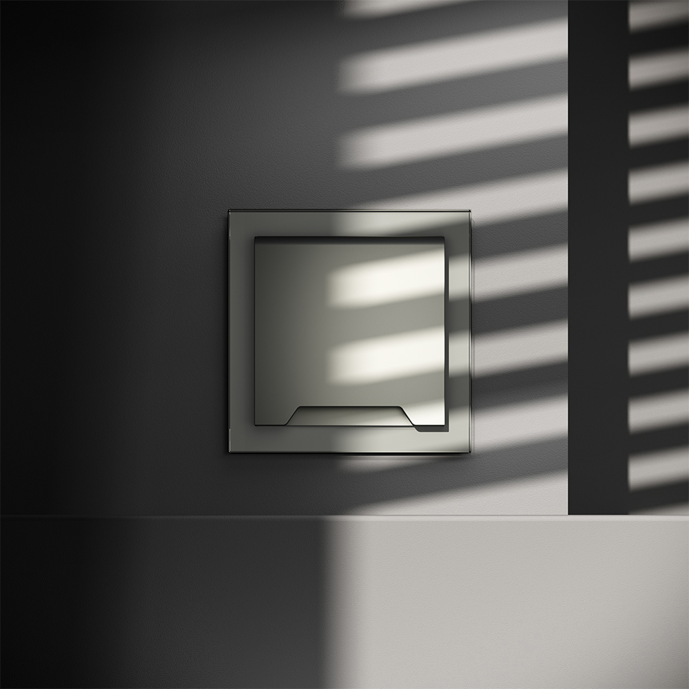 Розетка с защитными шторками и крышкой Voltum S70 VLS040305 (сталь)