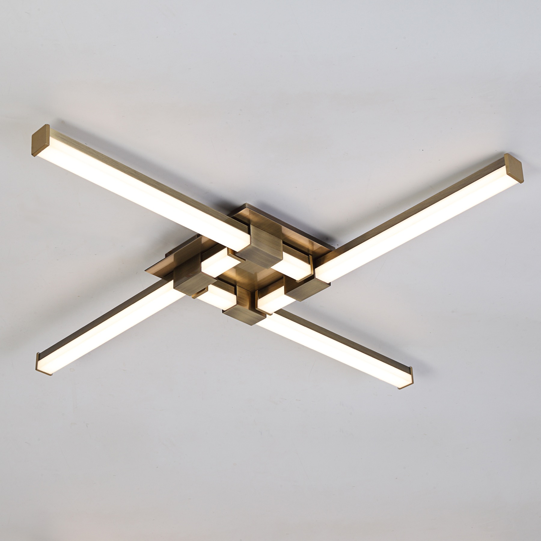 Потолочный светодиодный светильник Mantra Cinto 6130