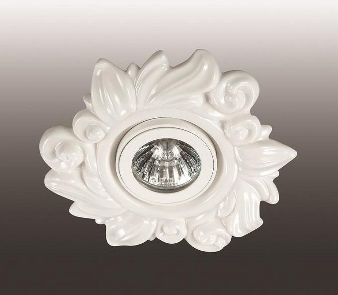 Встраиваемый светильник Novotech OLA 370200