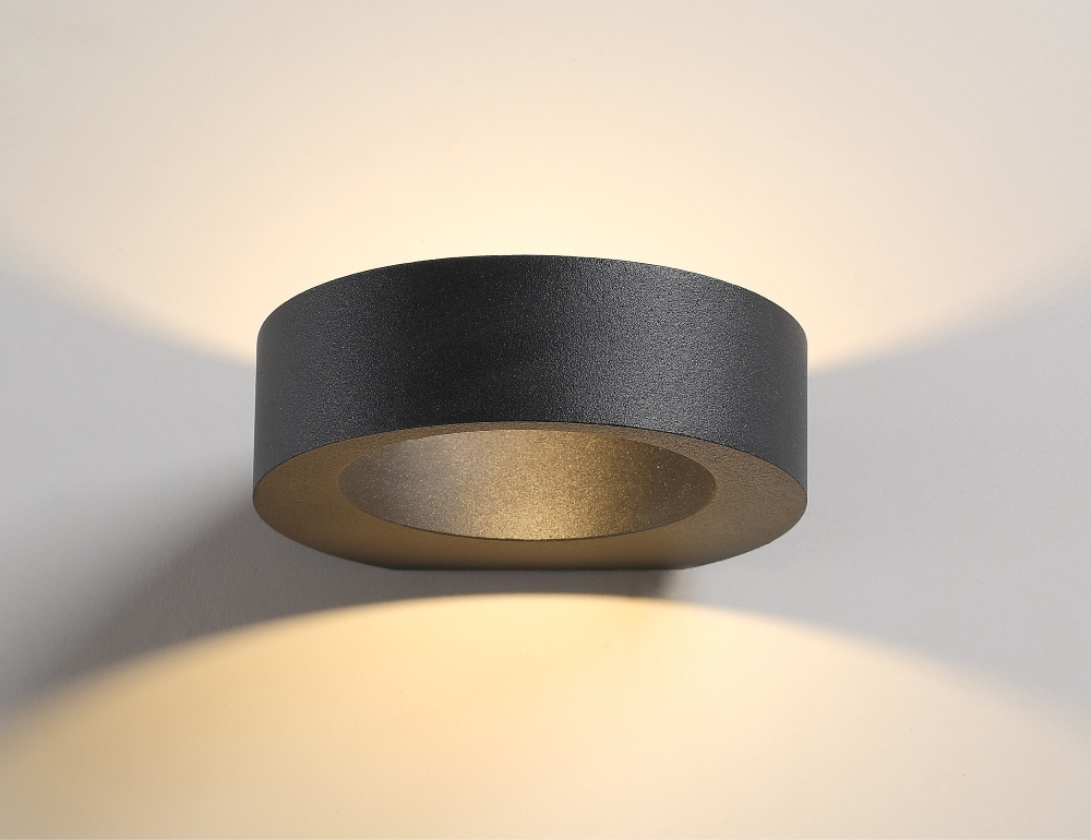 Настенный светильник Crystal Lux CLT 135W BL