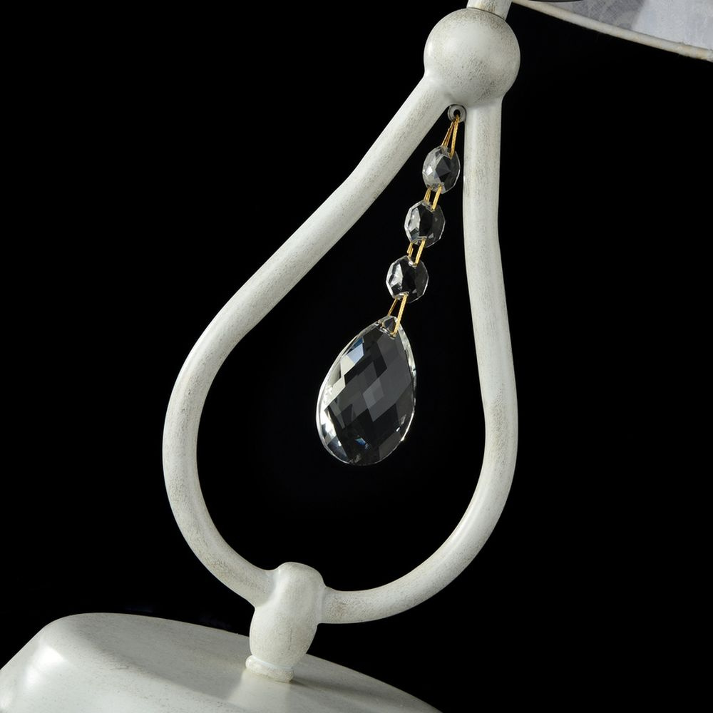 Настольная лампа Talia 3 Maytoni ARM334-11-W