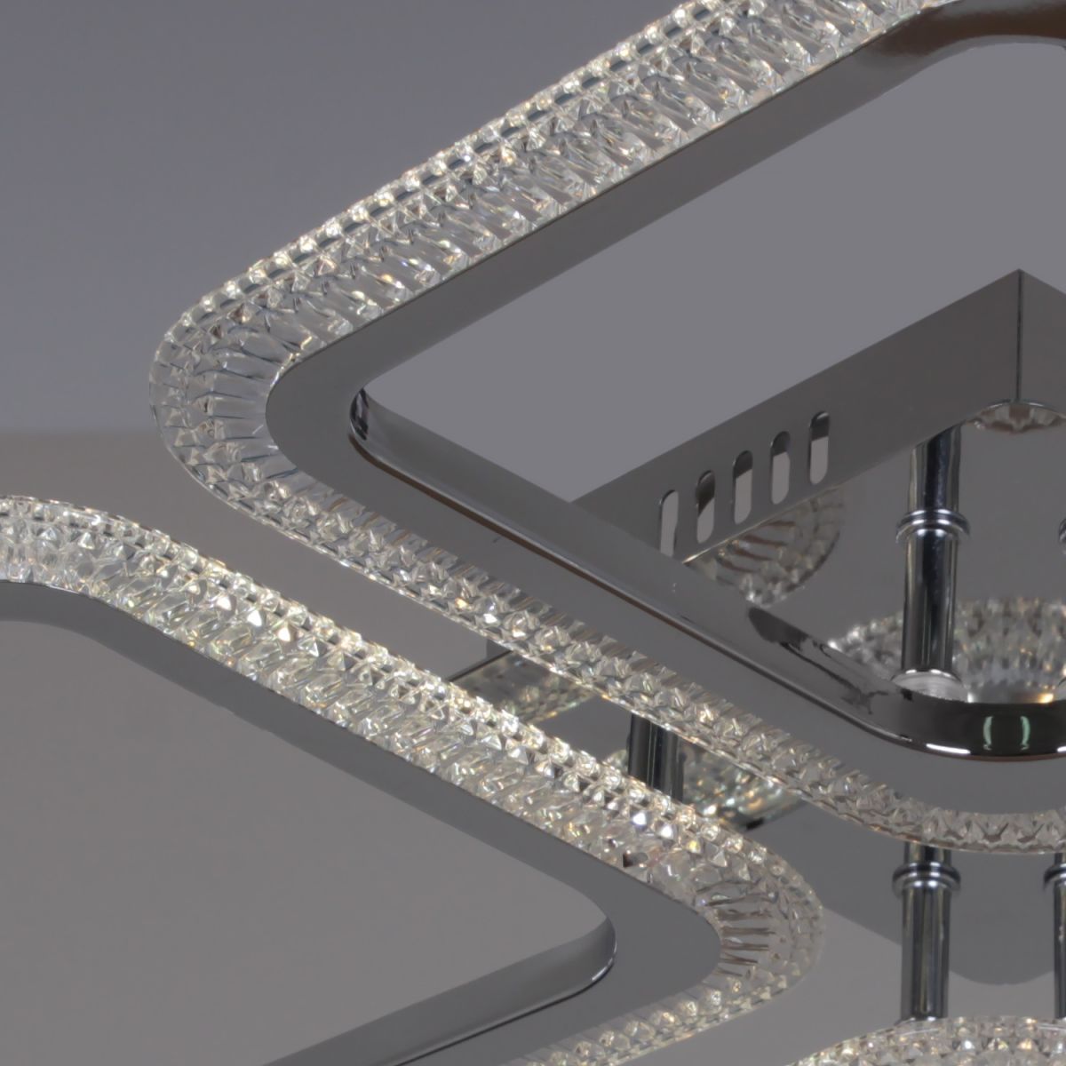 Потолочная люстра Reluce 09838-0.3-04 CR