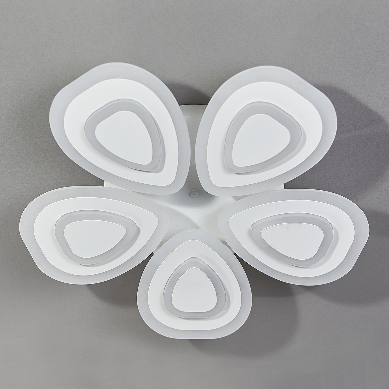 Потолочный светильник Escada Ornament 10223/5LED 94W