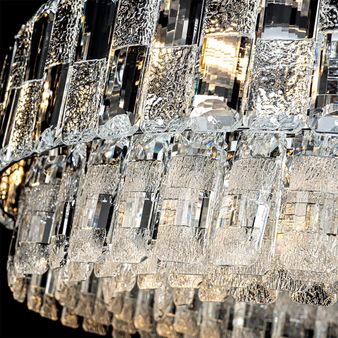 Подвесная люстра Modelux ML.7039.600 CR