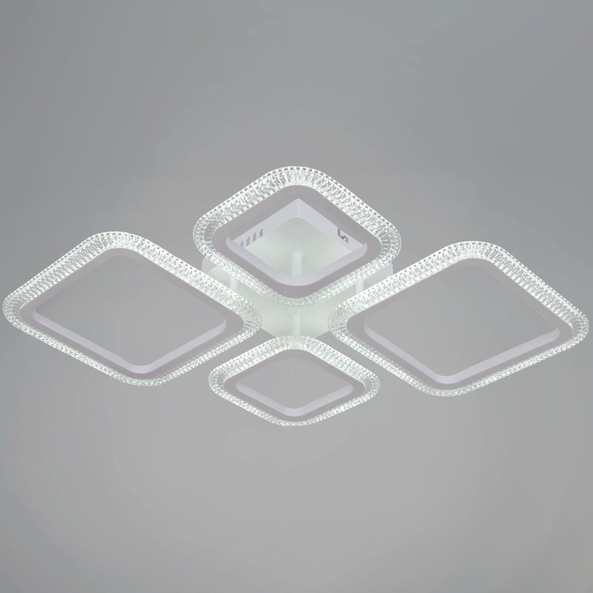 Потолочная люстра Reluce 09838-0.3-2+2 WH