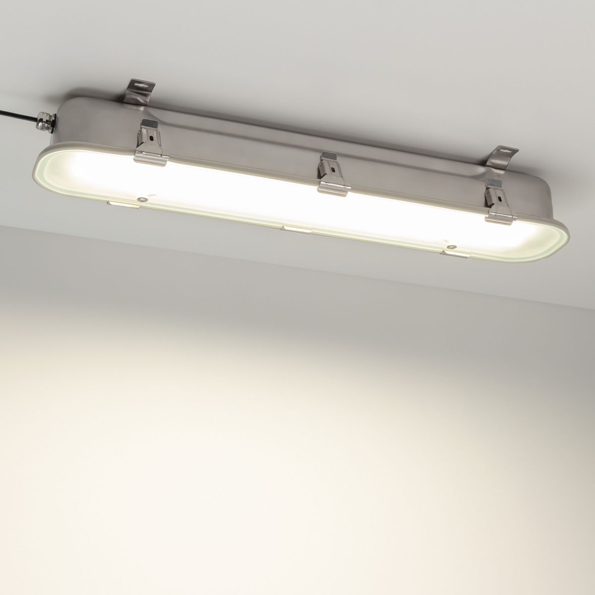 Влагозащищенный линейный светильник Arlight SP-KATANO-L700-20W Day4000 (SL, 100 deg, 230V) (IP65 Металл) 056911