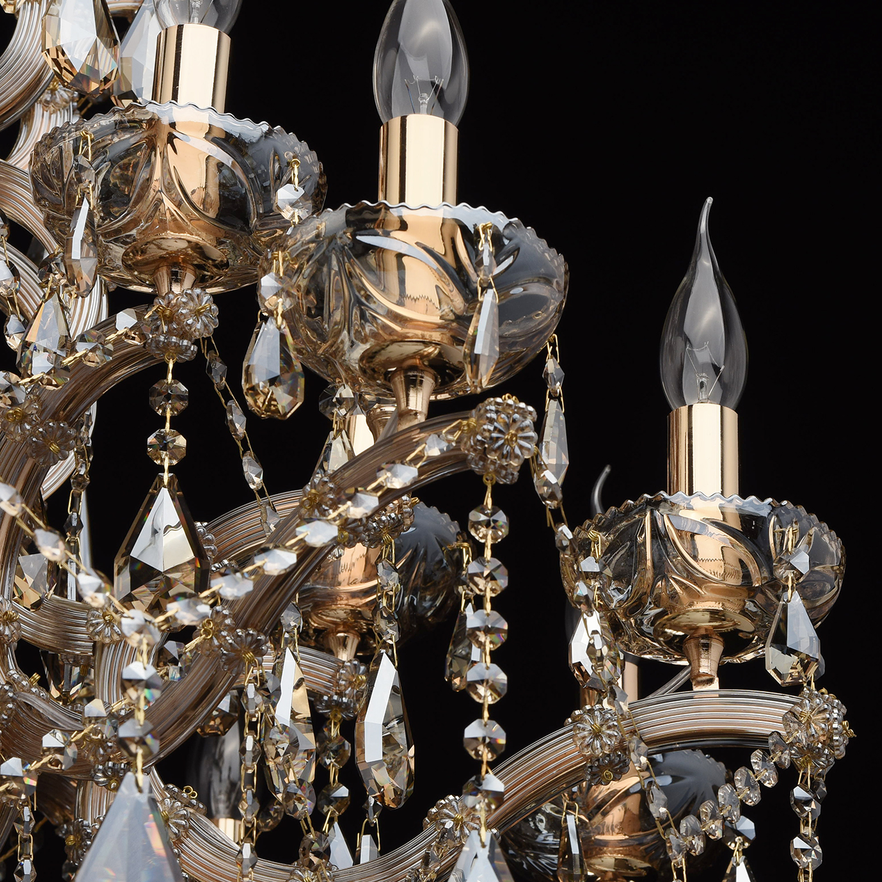 Подвесная люстра Chiaro Одетта 405010316 в Москве