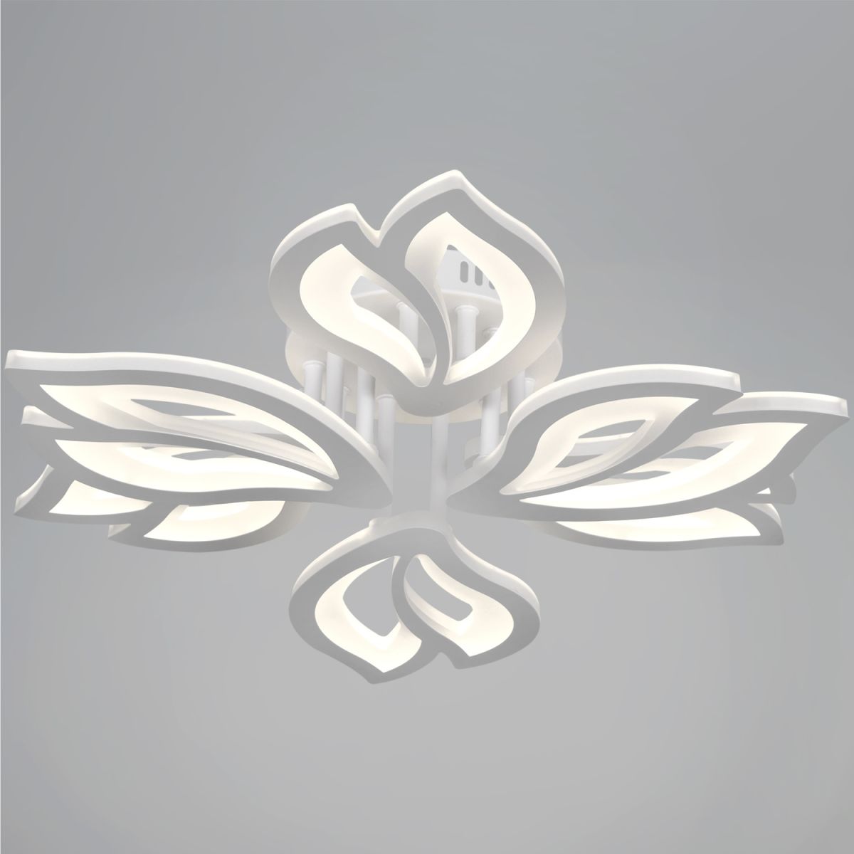 Потолочная люстра Reluce 05100-0.3-3+3 WH