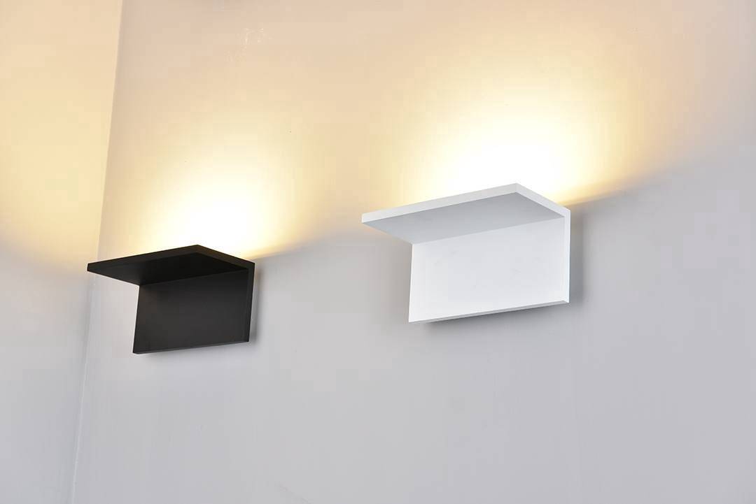 Настенный светильник DesignLed GW-6817-12-WH-WW 003217