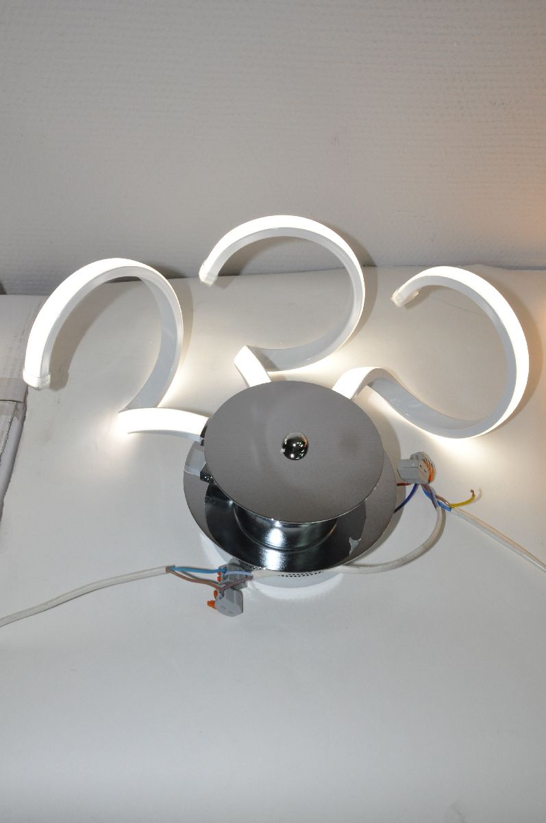 Настенный светильник Elvan BR-136/3-8W-NH-Ch