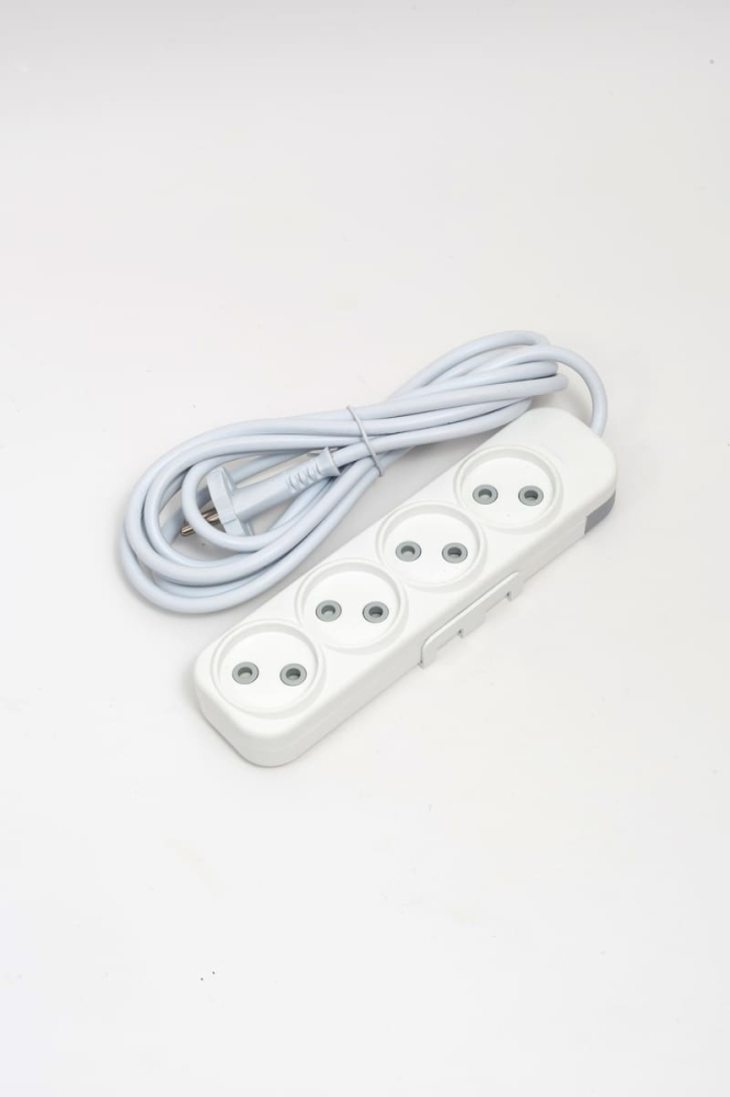 Удлинитель 4вх с защитными шторками ELBI Myra 527-010203-430