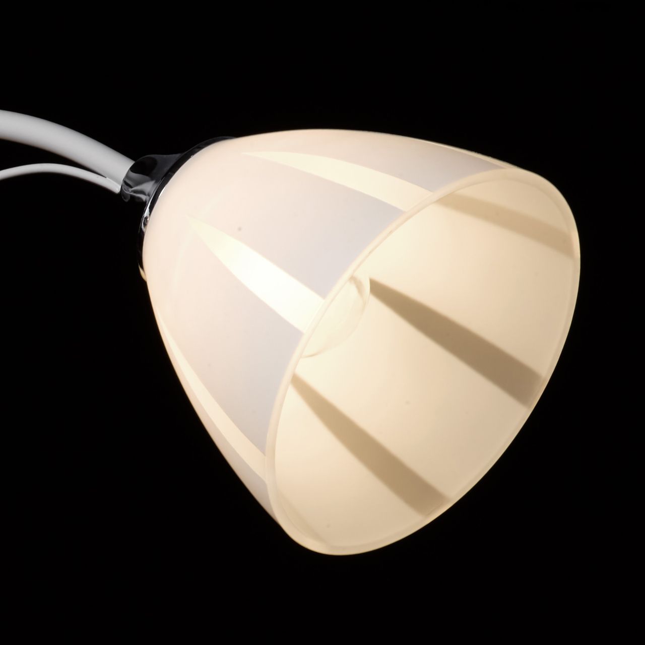 Потолочная люстра De Markt City Нежность 676015903 в Москве