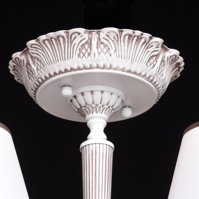 Потолочная люстра MW-Light Августина 3 419011006