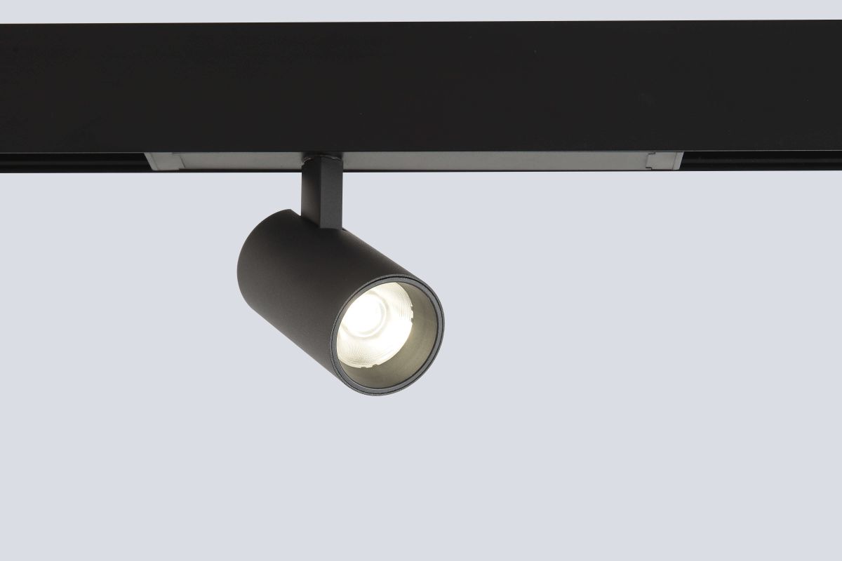 Трековый светильник Crystal Lux Space 220 CLT 0.35 003 10W BL 4000K