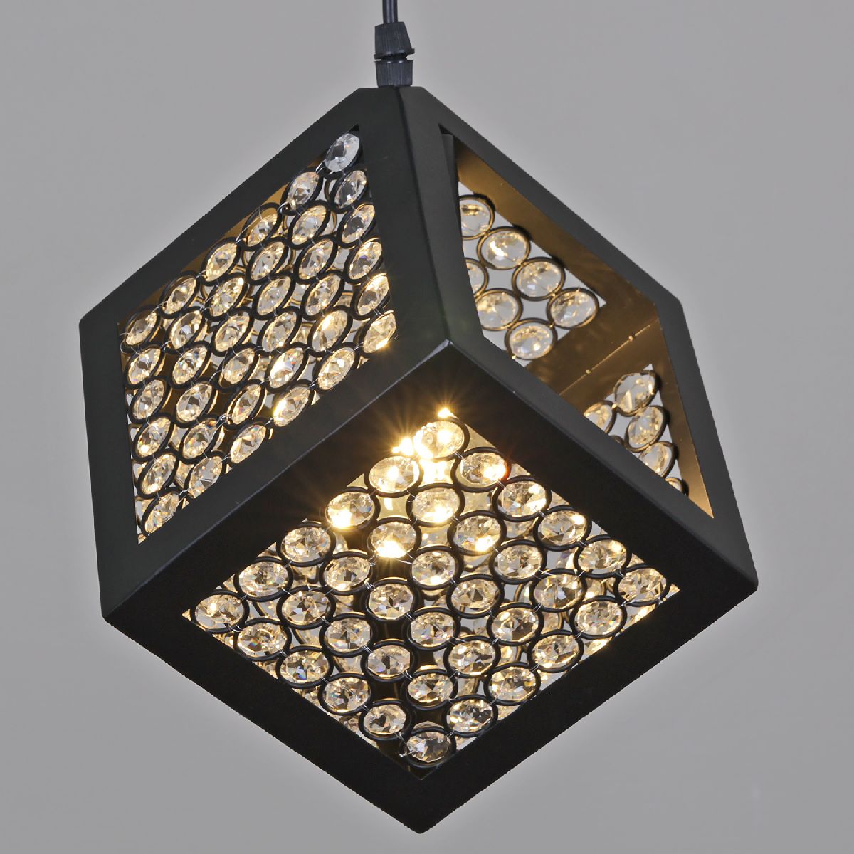 Подвесной светильник Reluce 03210-3.9-03 BK