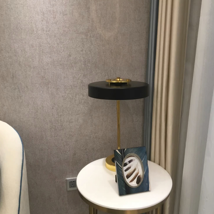 Настольная лампа ImperiumLoft Bert Frank 85052-22