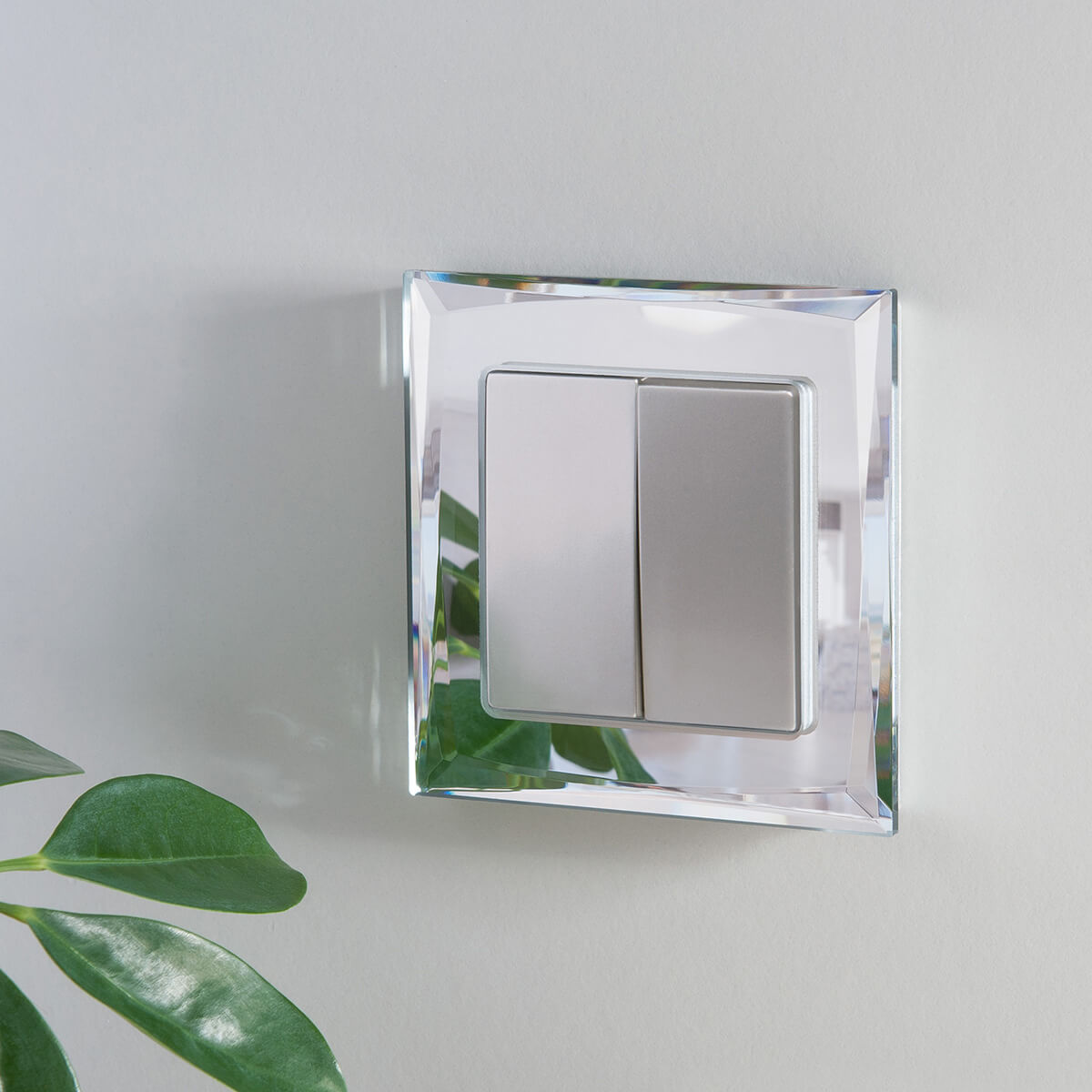 Выключатель Werkel двухклавишный проходной серебряный W1122006 4690389155963