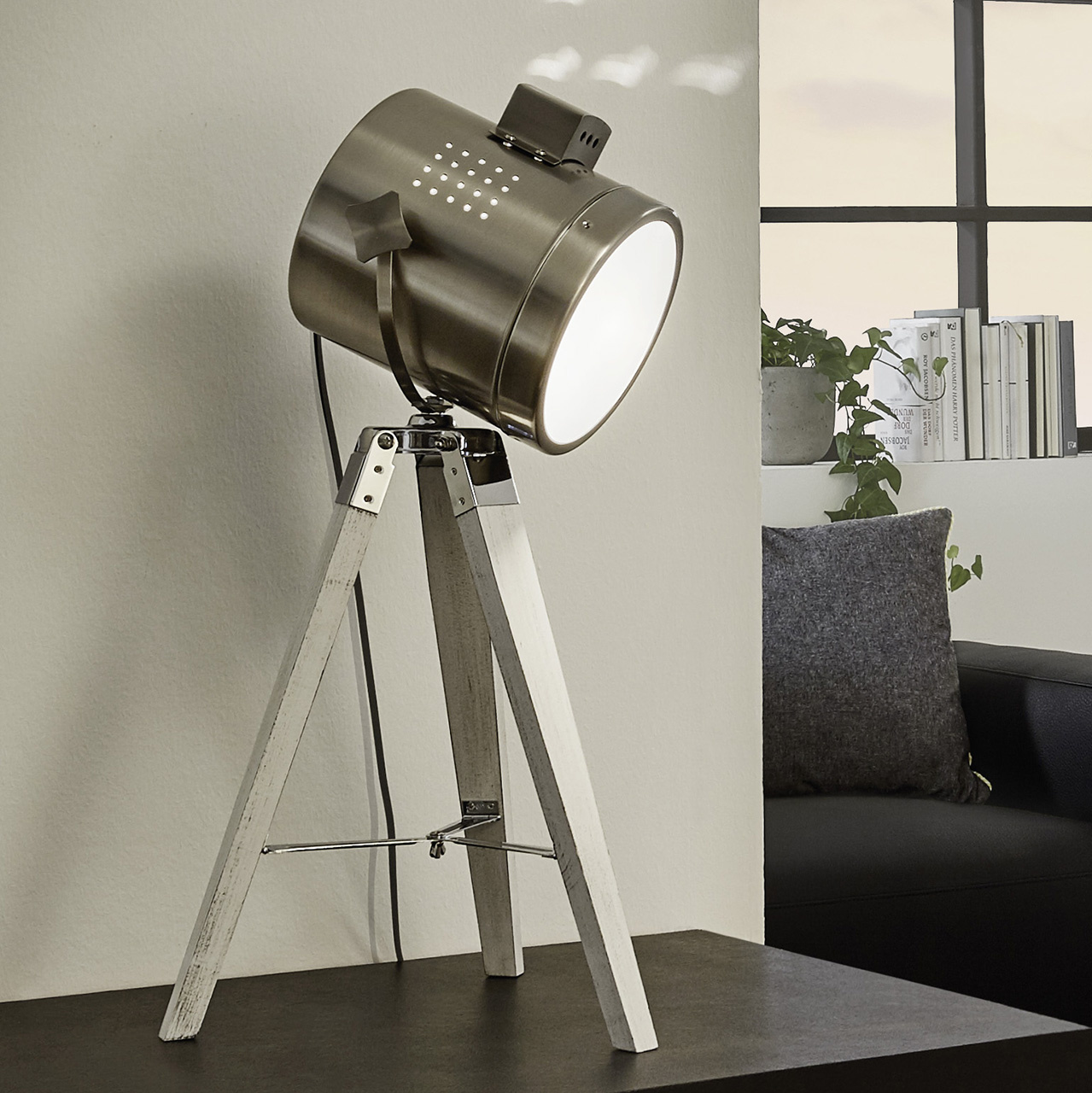 Настольная лампа Eglo Upstreet 94369